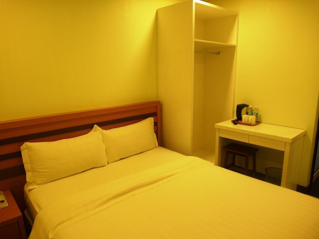 Transit Hotel Labuan Quarto foto