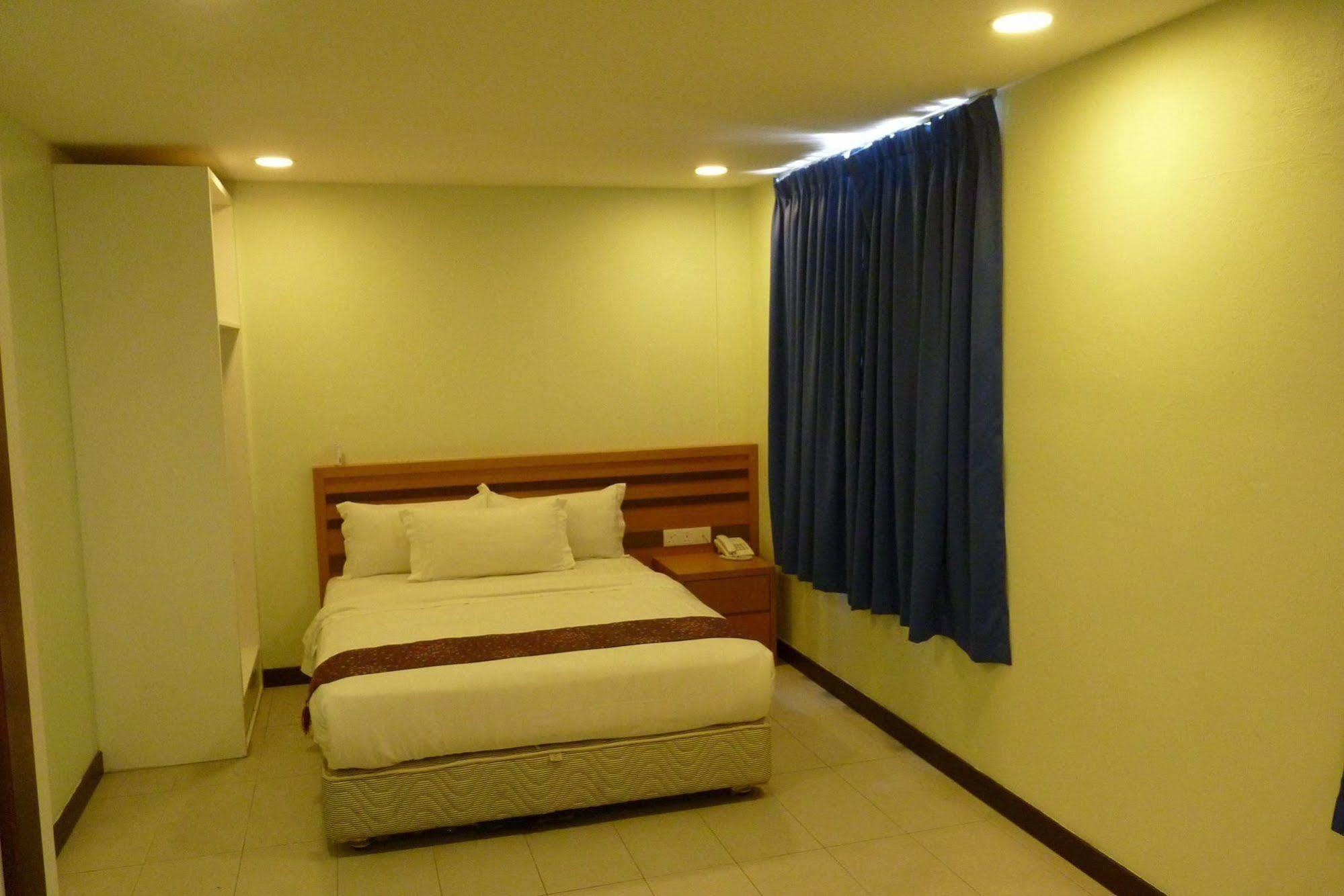 Transit Hotel Labuan Exterior foto
